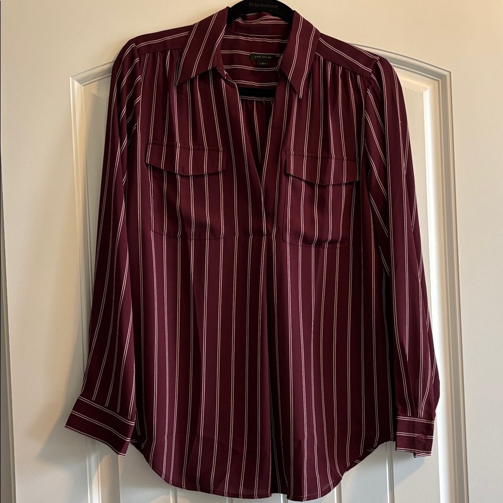 Ladies Ann Taylor Striped Blouse, S